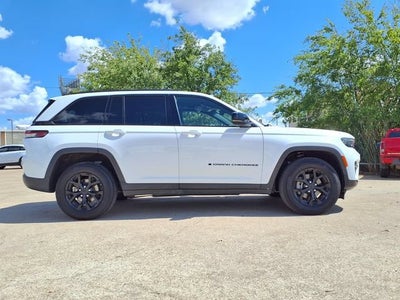2024 Jeep Grand Cherokee Altitude