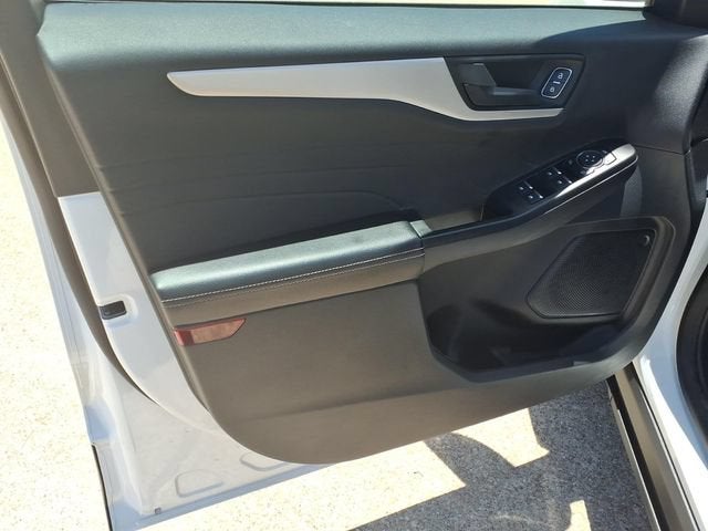 2022 Ford Escape SE Hybrid