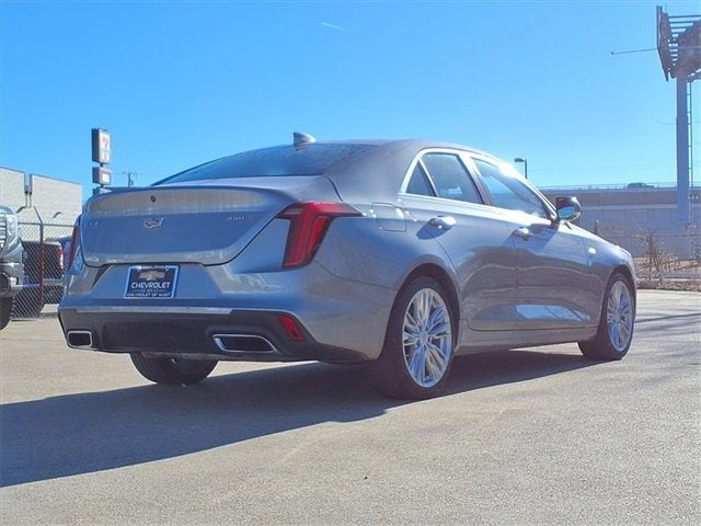 2023 Cadillac CT4 Premium Luxury