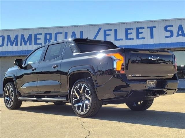 2024 Chevrolet Silverado EV RST