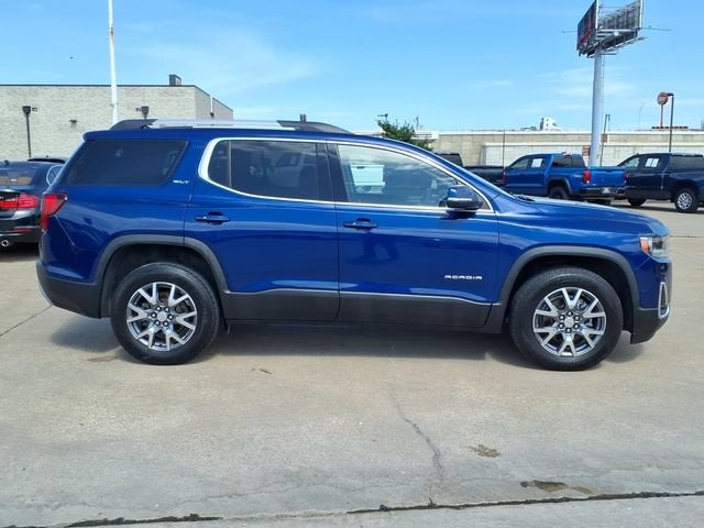 2023 GMC Acadia SLT