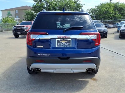 2023 GMC Acadia SLT