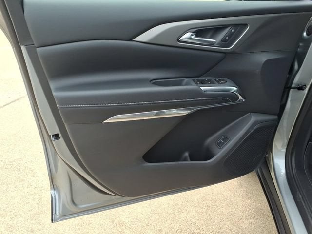 2027 Chevrolet Traverse LT - Photo 11