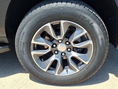 2024 Chevrolet Suburban LT