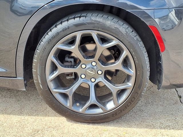 2019 Chrysler 300 300S