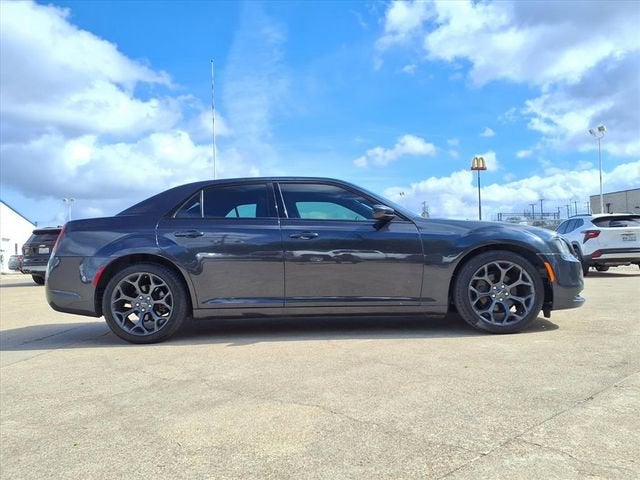 2019 Chrysler 300 300S