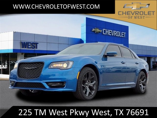 2022 Chrysler 300 Touring L