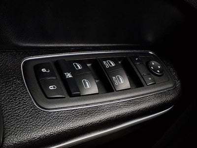 2022 Chrysler 300 Touring L