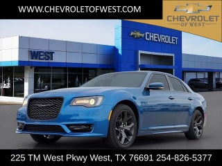 2022 Chrysler 300 Touring L