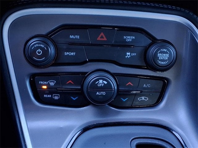 2022 Dodge Challenger SXT