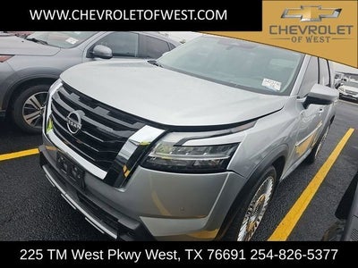 2023 Nissan Pathfinder Platinum