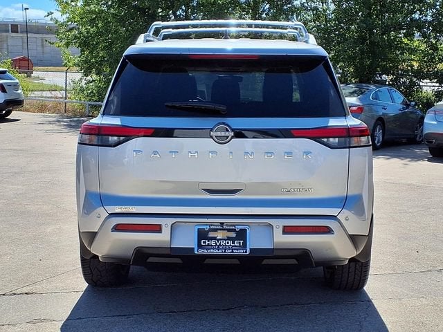 2023 Nissan Pathfinder Platinum