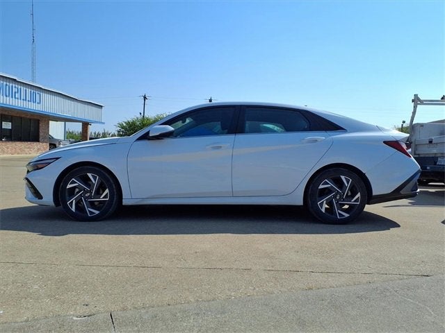 2024 Hyundai Elantra Limited