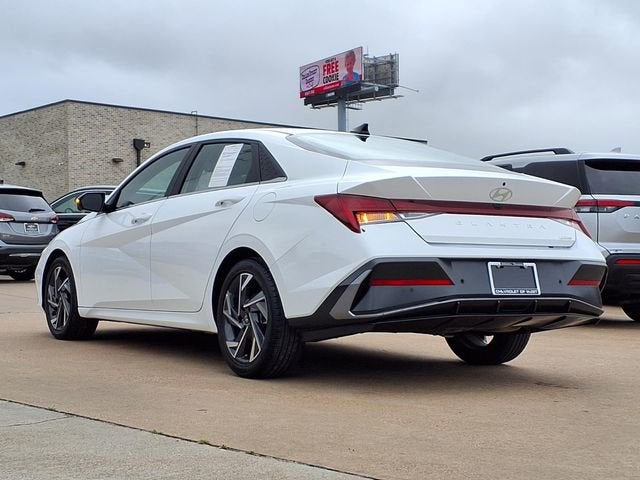 2024 Hyundai Elantra Limited