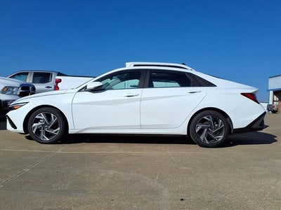 2025 Hyundai Elantra Limited