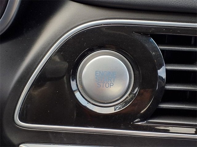 2021 Genesis G70 2.0T