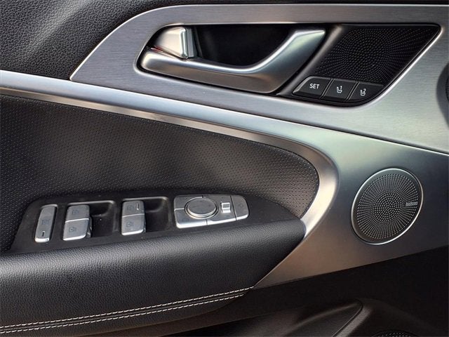 2021 Genesis G70 2.0T